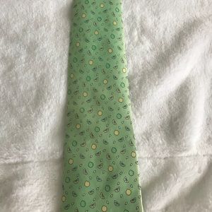 Vineyard vines tie